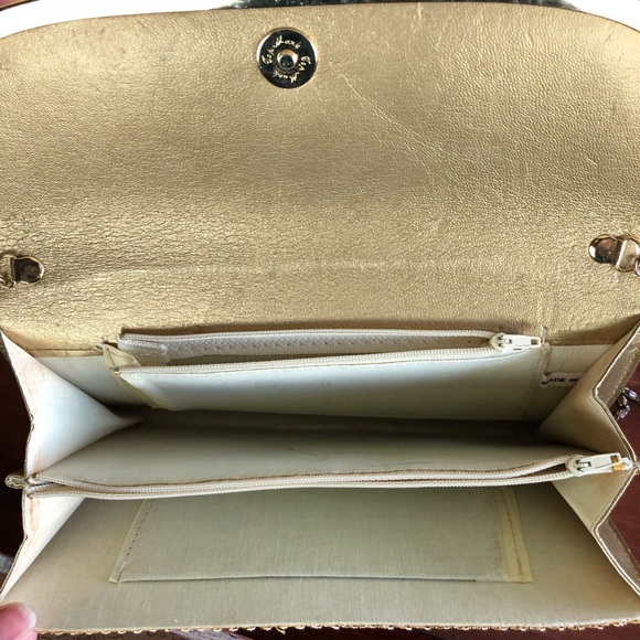 Purse - Picture 3 of 7